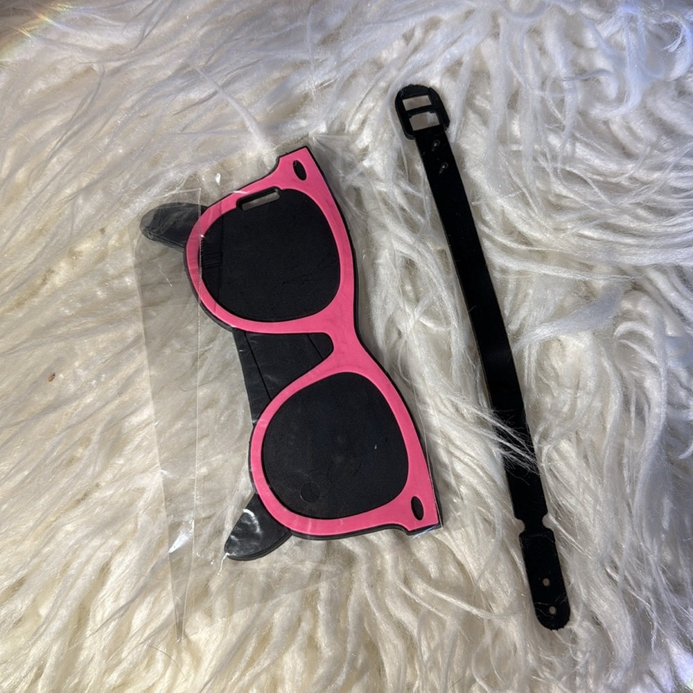 323. Designer Luggage Tags Set of 3 - Picture 2 of 6